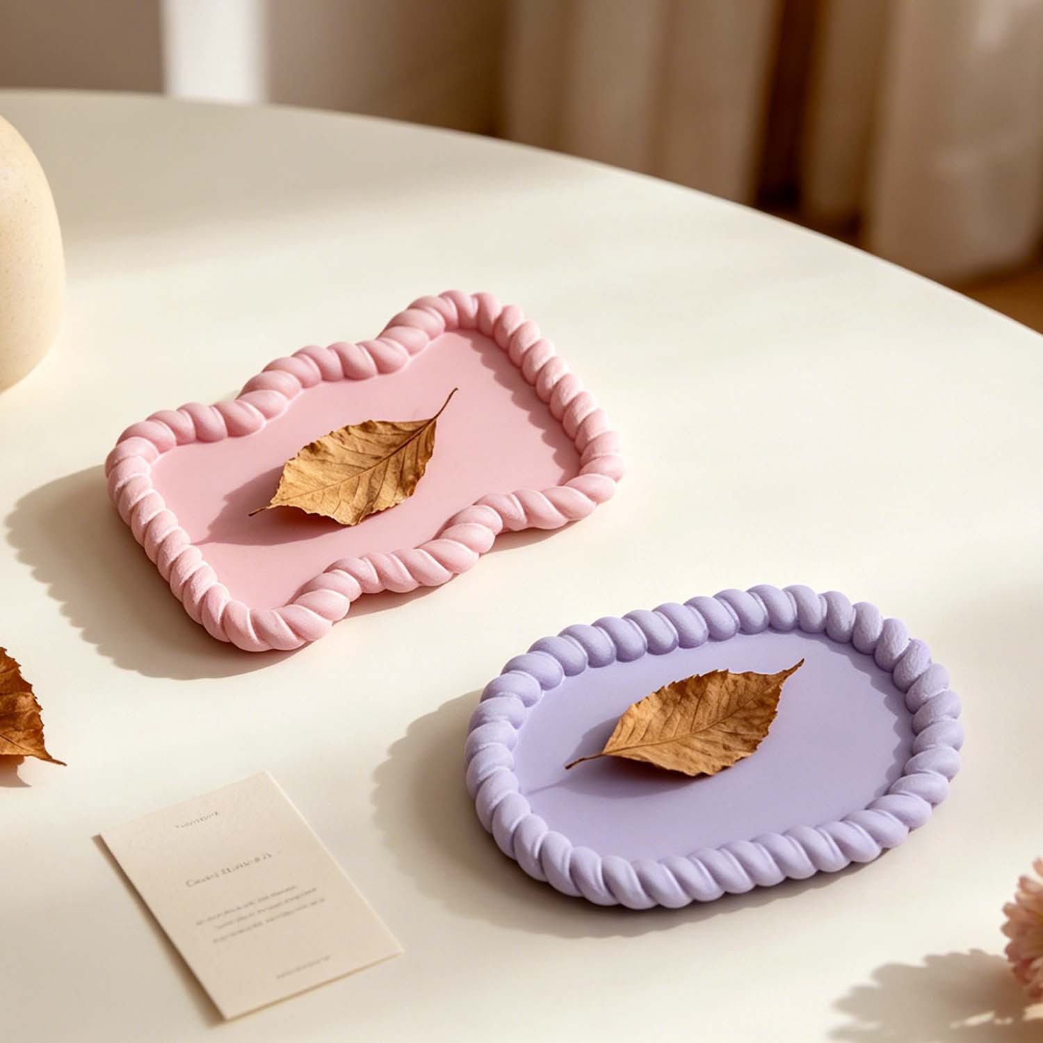 ชุดจานรองแก้วจากปอกระเจาหลากหล - Serving Tray Mold บทวิจารณ์และราคา
